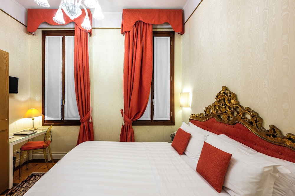 Hotel Casa Verardo Residenza d'Epoca — Hotel rooms in Venice, Veneto