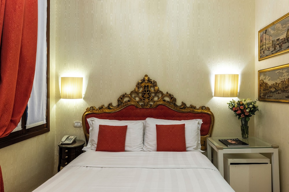 Hotel Casa Verardo Residenza d'Epoca — Hotel rooms in Venice, Veneto