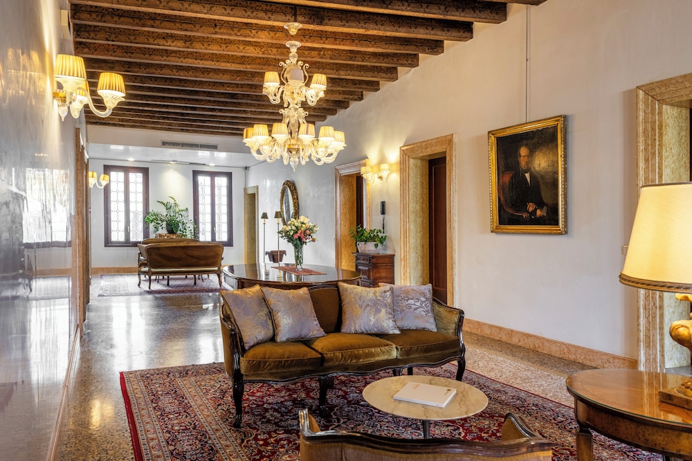 Hotel Casa Verardo Residenza d'Epoca — Hotel building in Venice, Veneto
