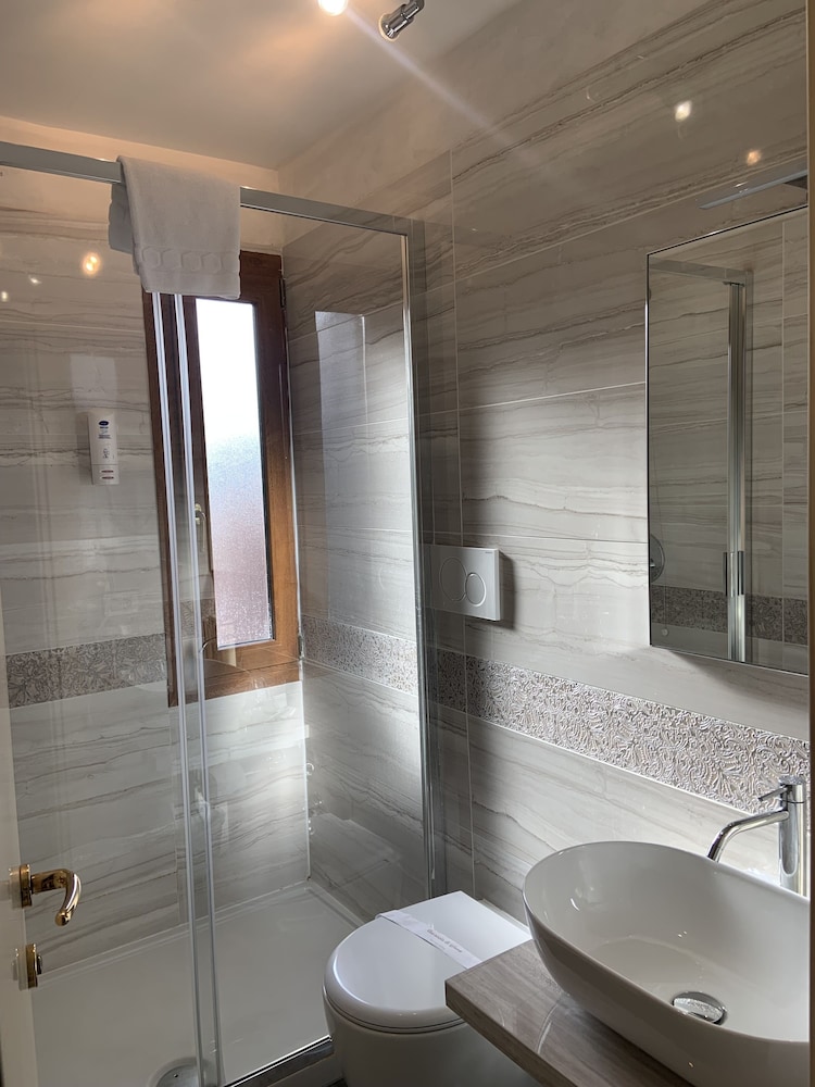 Hotel Castello — Hotel rooms in Venice, Veneto