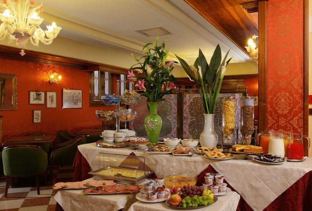Hotel Castello — Restaurant & bars in Venice, Veneto