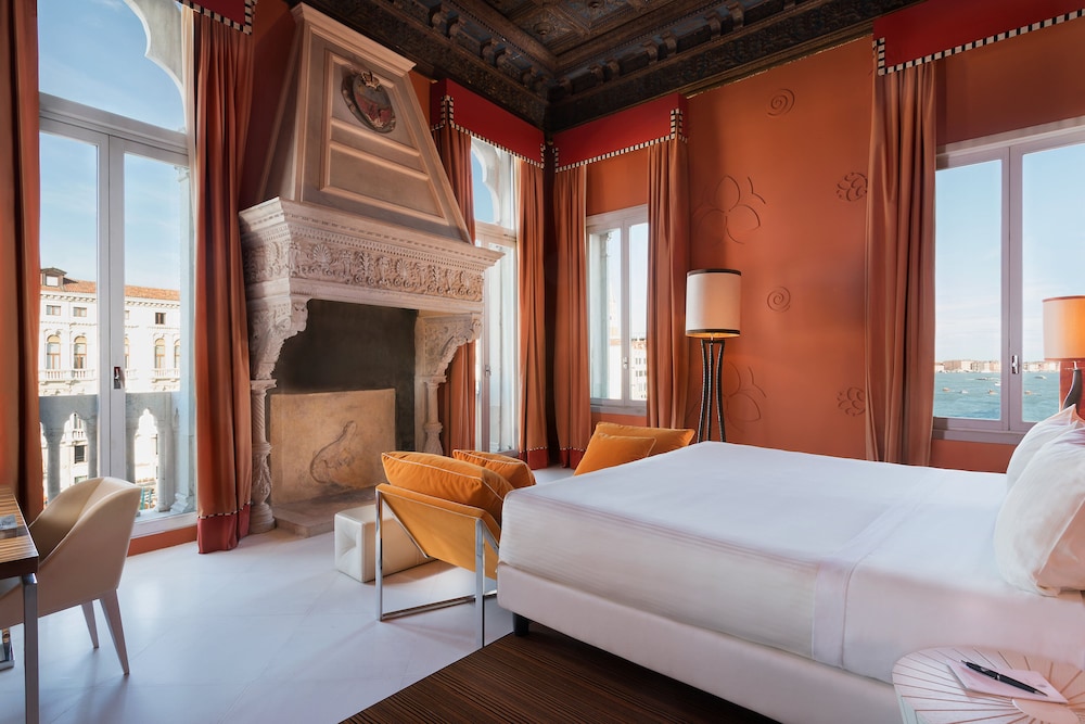Sina Centurion Palace — Hotel rooms in Venice, Veneto