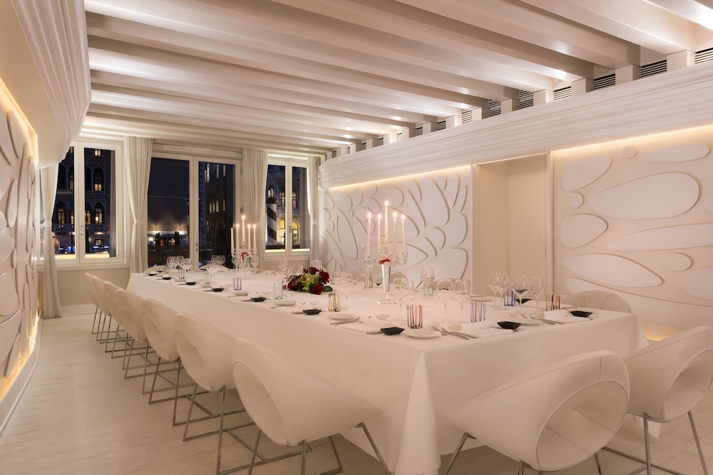 Sina Centurion Palace — Restaurant & bars in Venice, Veneto