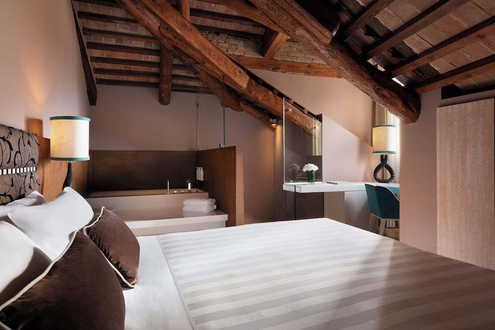 Sina Centurion Palace — Hotel rooms in Venice, Veneto