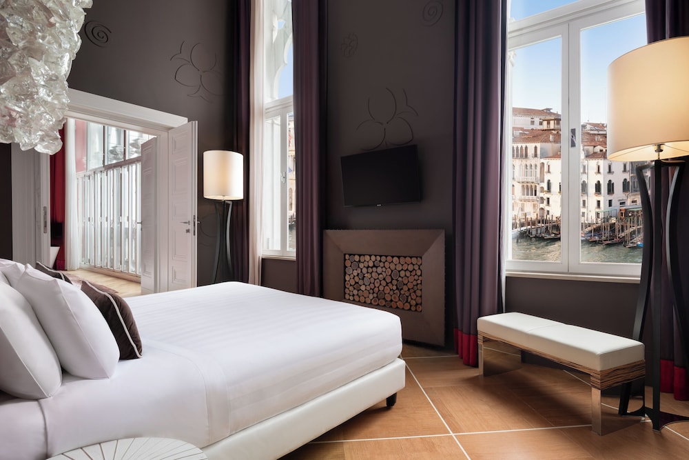 Sina Centurion Palace — Hotel rooms in Venice, Veneto