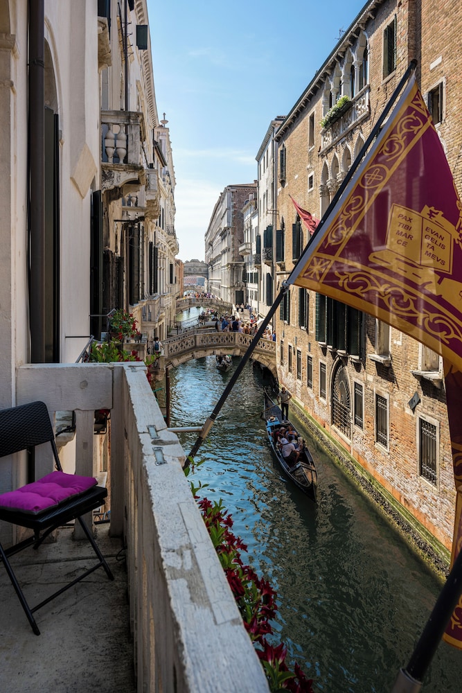 Colombina Hotel — Attractions in the area in Venice, Veneto