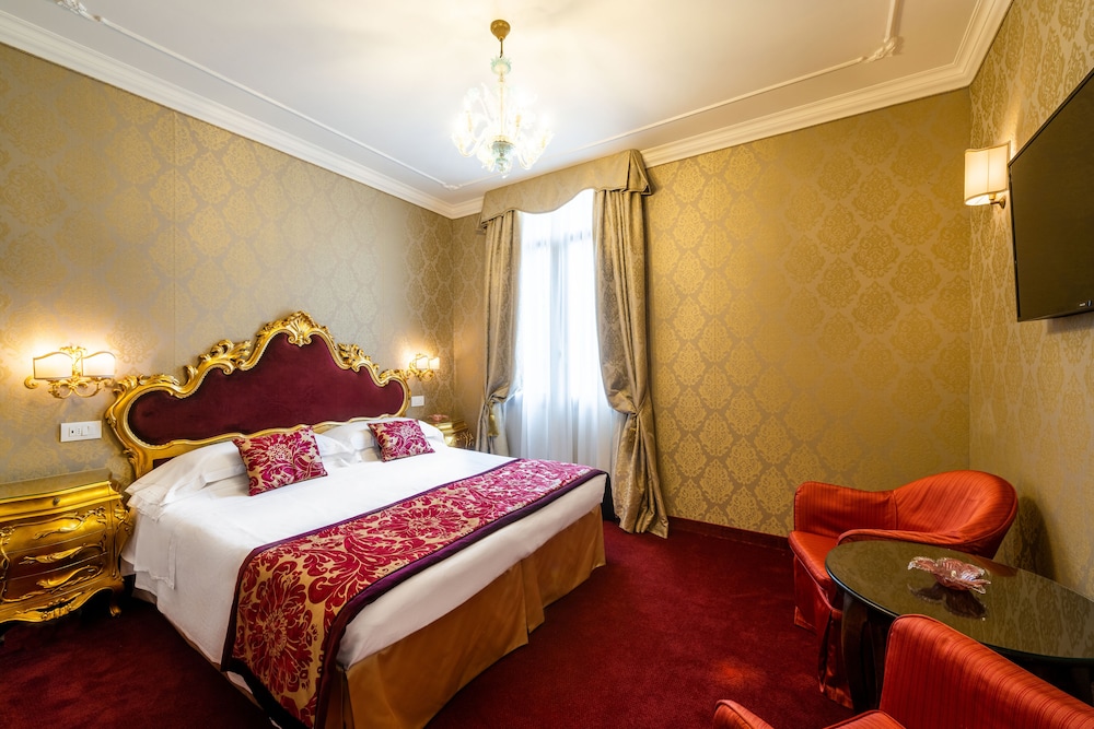 Hotel Concordia — Hotel rooms in Venice, Veneto