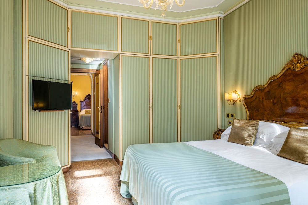 Hotel Concordia — Hotel rooms in Venice, Veneto
