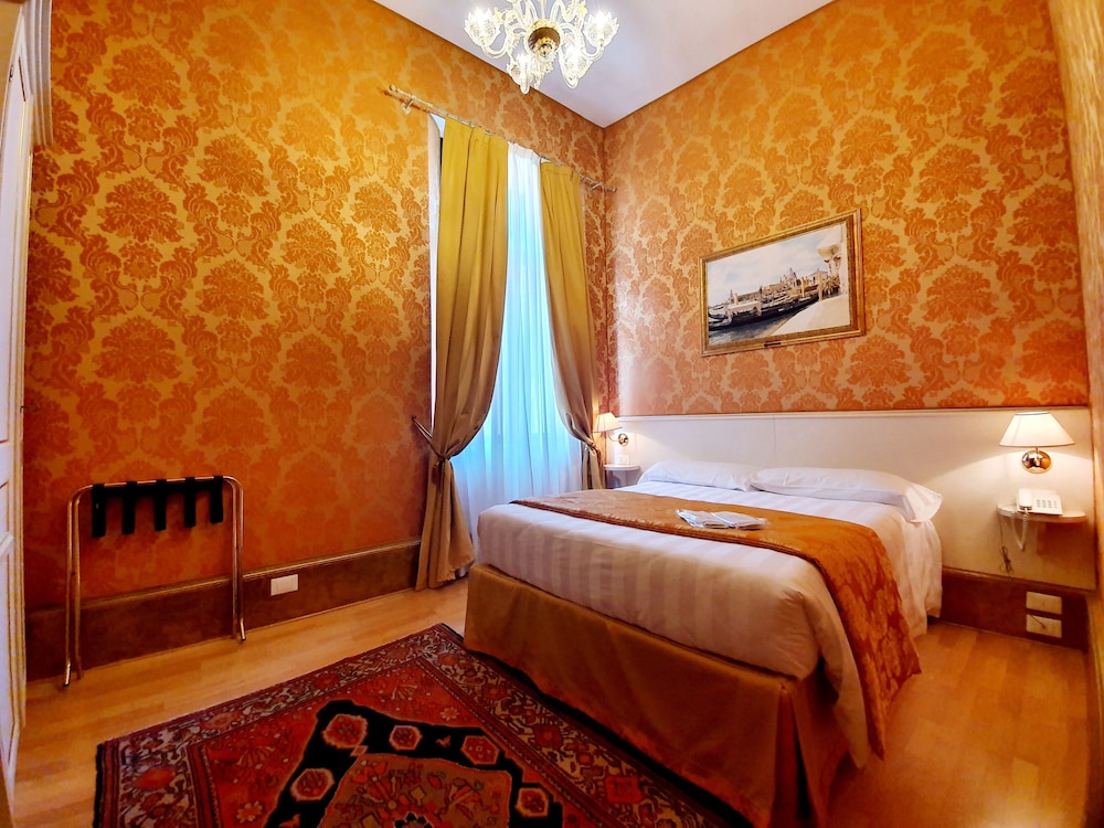 Corte dei Greci — Hotel rooms in Venice, Veneto