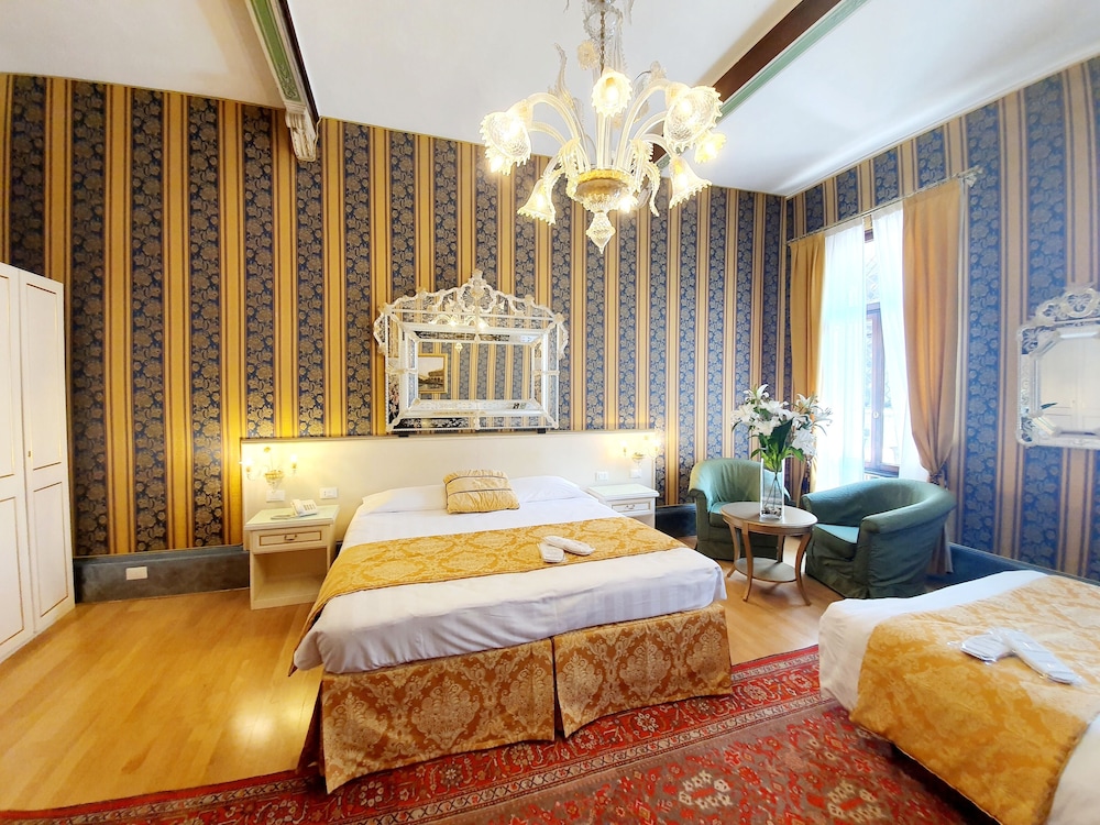 Corte dei Greci — Hotel rooms in Venice, Veneto