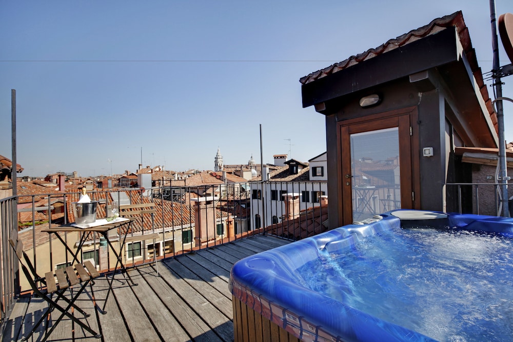 Hotel Dona Palace — Spa in Venice, Veneto