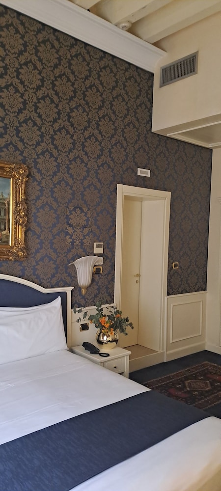 Duodo Palace Hotel — Main photo in Venice, Veneto