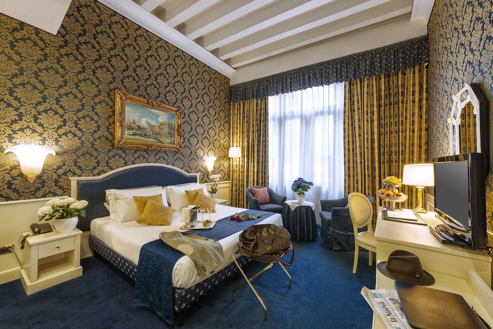 Duodo Palace Hotel — Hotel rooms in Venice, Veneto