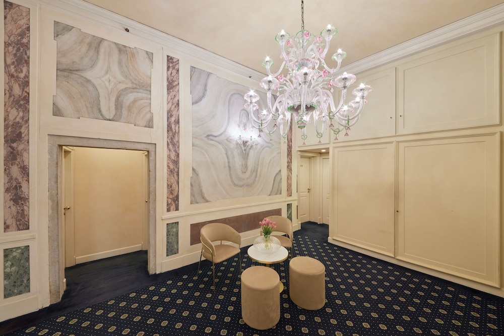 Duodo Palace Hotel — Hotel rooms in Venice, Veneto
