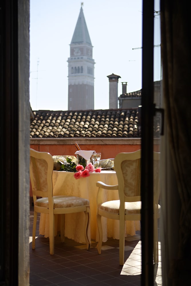 Hotel Gorizia A La Valigia — Attractions in the area in Venice, Veneto