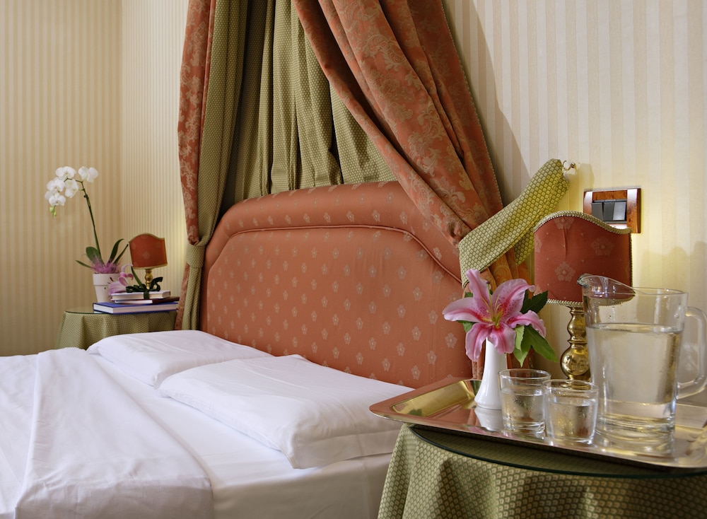 Kette Hotel — Hotel rooms in Venice, Veneto