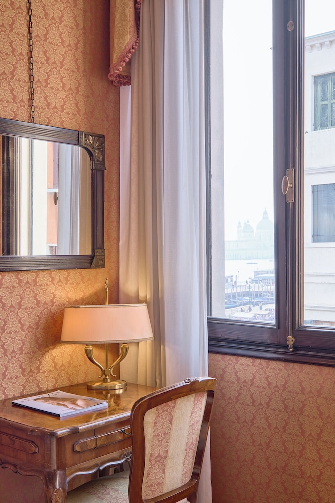Hotel Locanda Vivaldi — Hotel rooms in Venice, Veneto