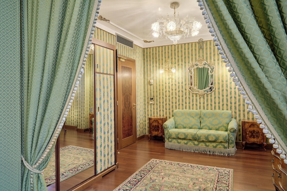 Hotel Locanda Vivaldi — Hotel rooms in Venice, Veneto