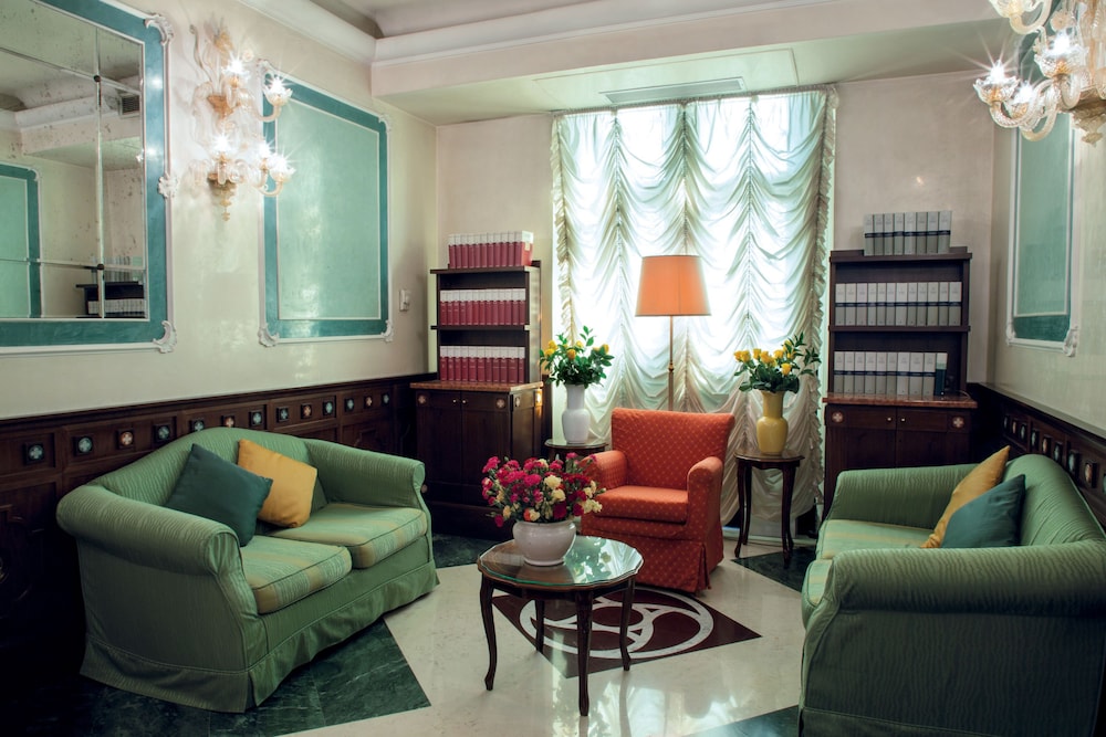 Hotel Locanda Vivaldi — Hotel rooms in Venice, Veneto