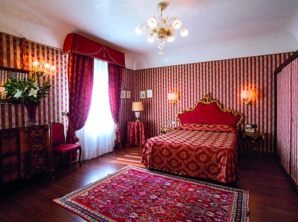 Hotel Locanda Vivaldi — Hotel rooms in Venice, Veneto