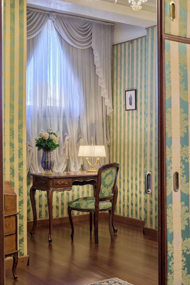 Hotel Locanda Vivaldi — Hotel rooms in Venice, Veneto