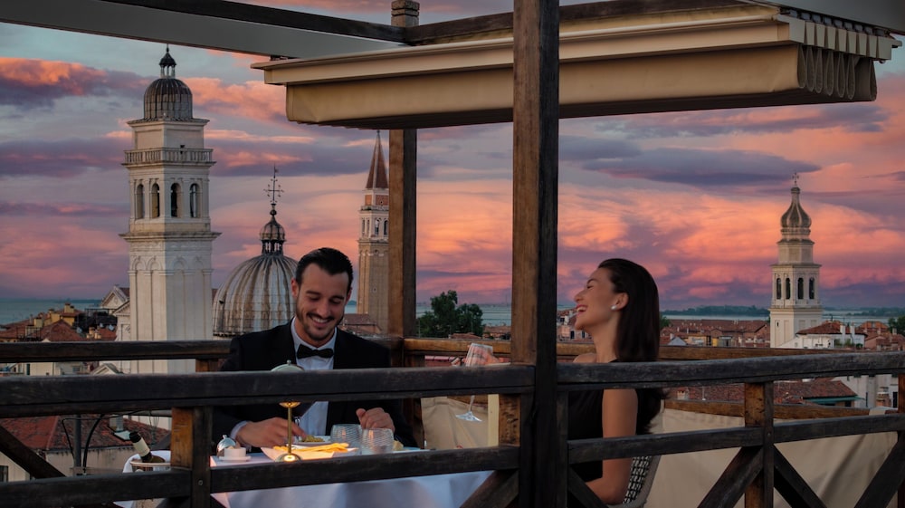 Londra Palace Venezia — Restaurant & bars in Venice, Veneto