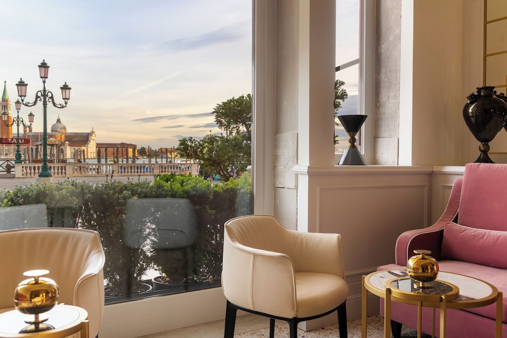 Londra Palace Venezia — Hotel building in Venice, Veneto
