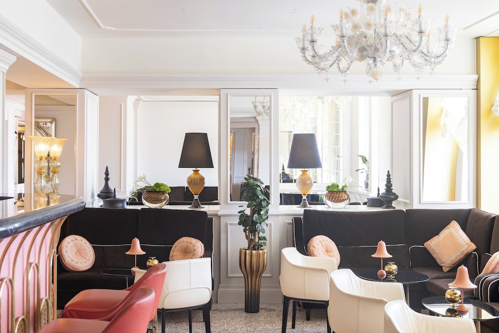 Londra Palace Venezia — Restaurant & bars in Venice, Veneto