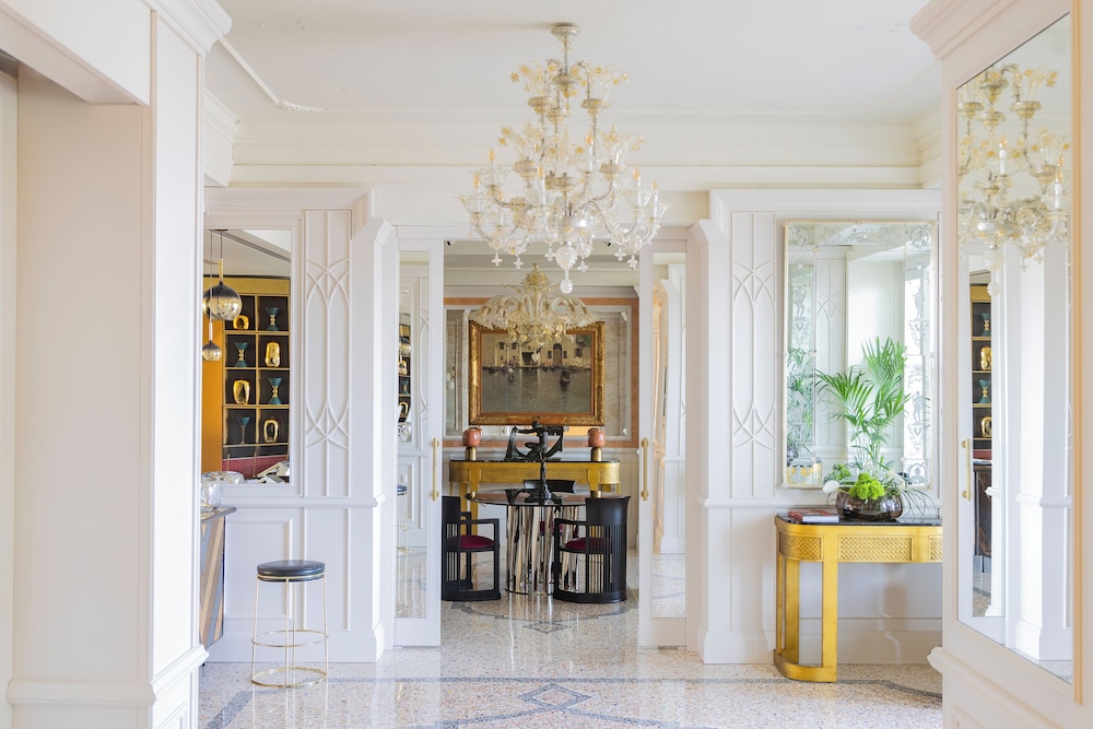 Londra Palace Venezia — Hotel building in Venice, Veneto
