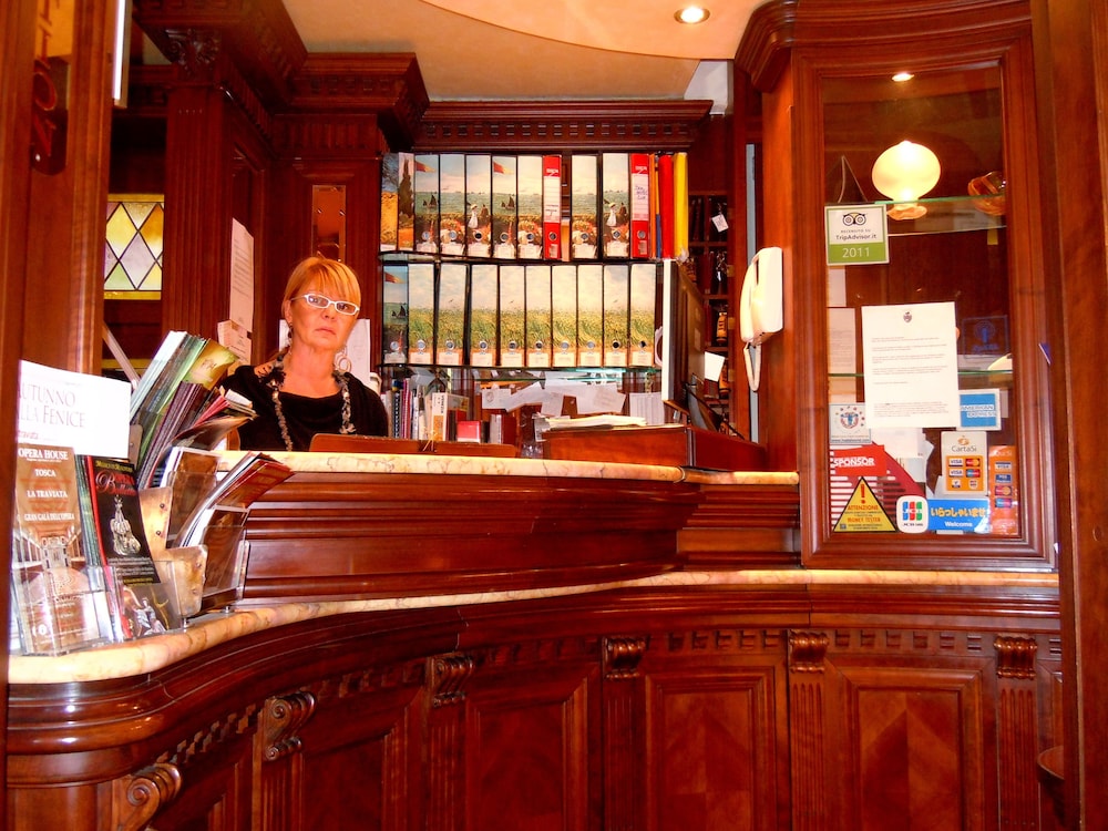 Hotel Lux — Restaurant & bars in Venice, Veneto