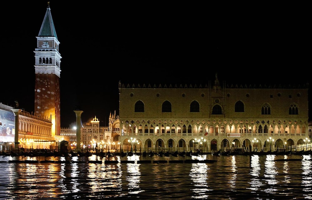 Hotel Lux — Attractions in the area in Venice, Veneto