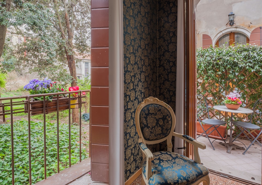 Il Mercante Di Venezia Hotel — Hotel rooms in Venice, Veneto