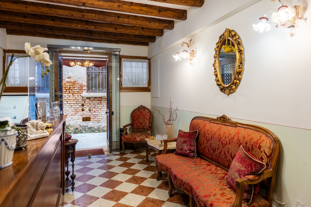 Il Mercante Di Venezia Hotel — Hotel rooms in Venice, Veneto