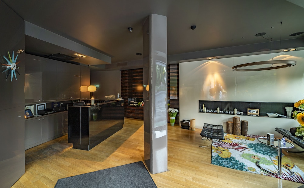 Hotel mOdus — Restaurant & bars in Varna, Varna Region
