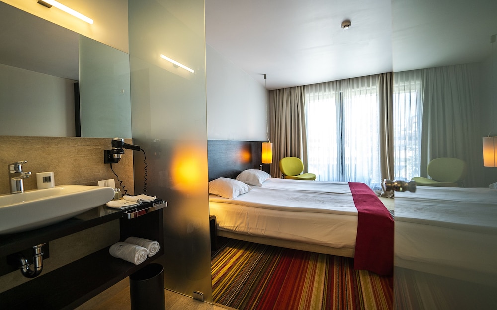 Hotel mOdus — Hotel rooms in Varna, Varna Region