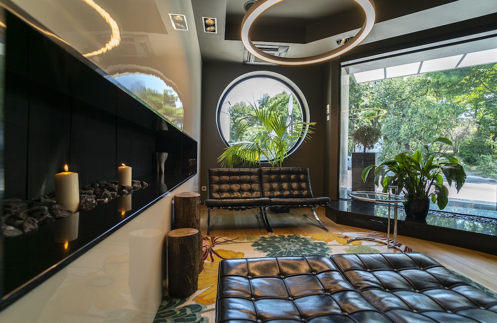 Hotel mOdus — Hotel rooms in Varna, Varna Region