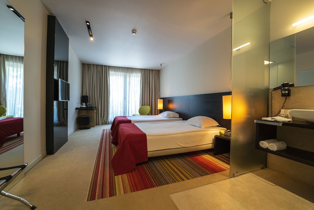 Hotel mOdus — Hotel rooms in Varna, Varna Region