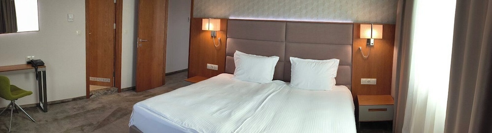Golden Tulip Varna - zdjęcie 2
