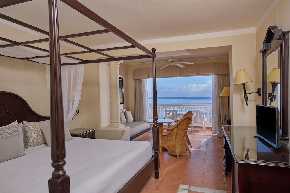 Bahia Principe Explore Jamaica - Hyatt Inclusive Collection - All Inclusive - Totally Refurbished in 2026 — Hotel rooms in Runaway Bay