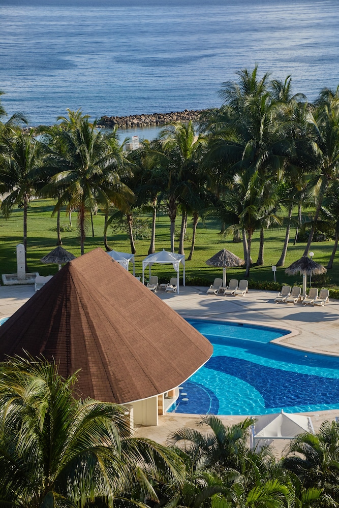 Bahia Principe Explore Jamaica - Hyatt Inclusive Collection - All Inclusive - Totally Refurbished in 2026 — Swimming pool in Runaway Bay