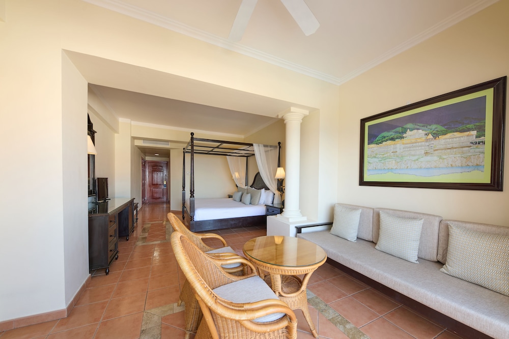 Bahia Principe Explore Jamaica - Hyatt Inclusive Collection - All Inclusive - Totally Refurbished in 2026 — Hotel rooms in Runaway Bay