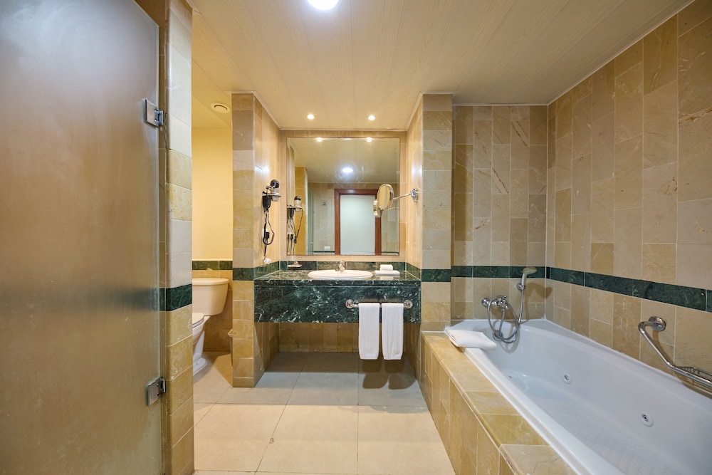 Bahia Principe Explore Jamaica - Hyatt Inclusive Collection - All Inclusive - Totally Refurbished in 2026 — Hotel rooms in Runaway Bay