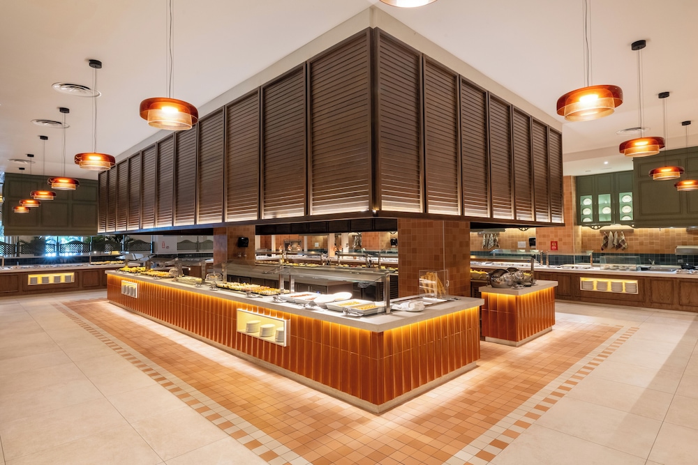 Bahia Principe Explore Jamaica - Hyatt Inclusive Collection - All Inclusive - Totally Refurbished in 2026 — Restaurant & bars in Runaway Bay
