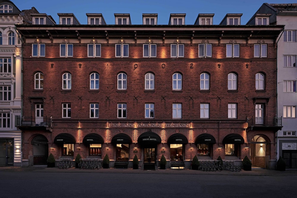 Ascot Hotel — Hotel building in Copenhagen, Hovedstaden