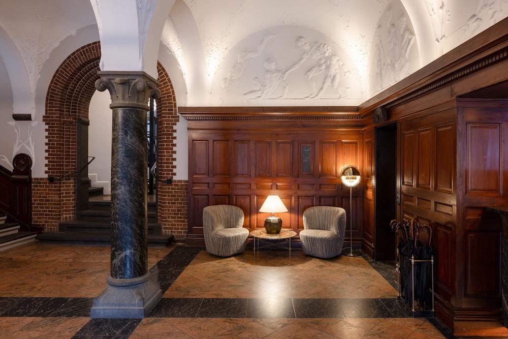 Ascot Hotel — Hotel building in Copenhagen, Hovedstaden