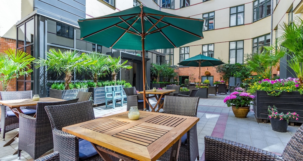Best Western Plus Hotel Hebron — Restaurant & bars in Copenhagen, Hovedstaden
