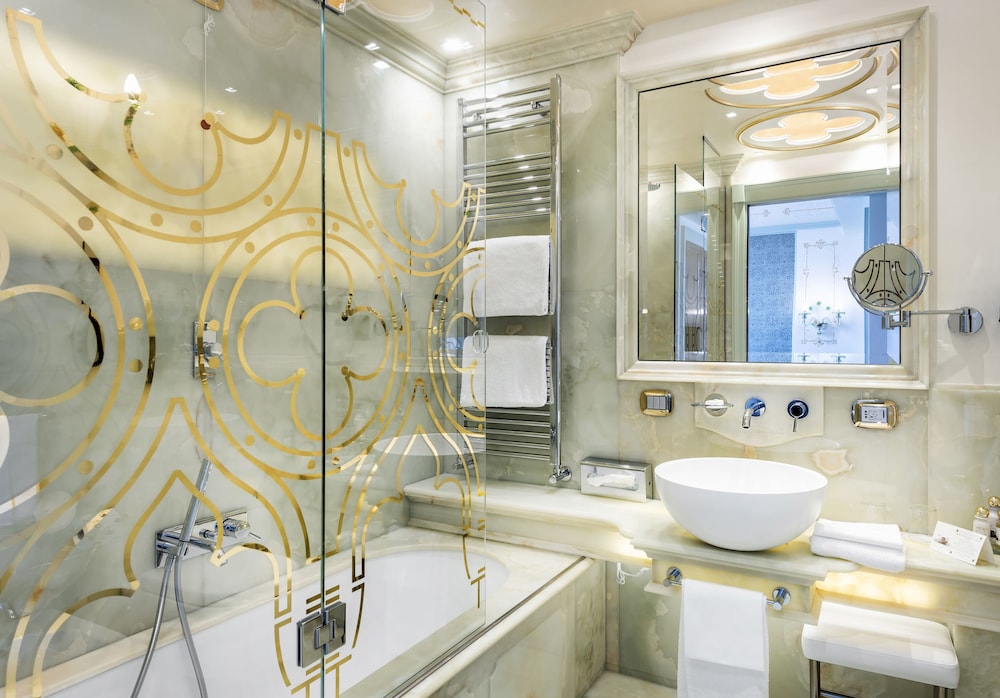 Hotel Monaco & Grand Canal — Hotel rooms in Venice, Veneto
