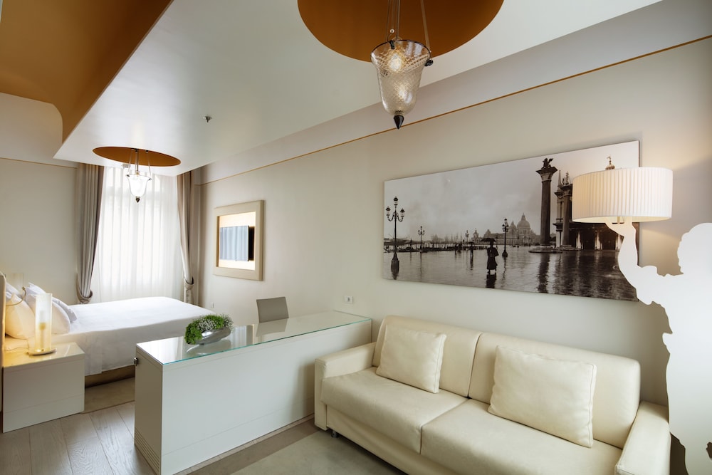 Venezia Palazzo Barocci — Hotel rooms in Venice, Veneto