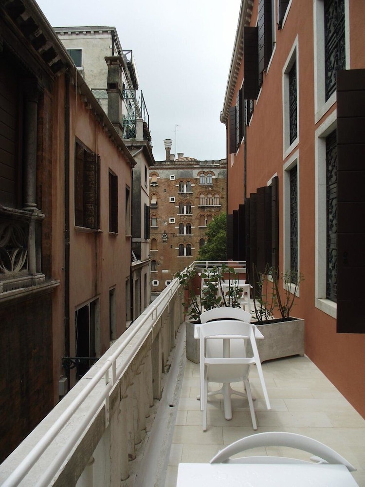 Venezia Palazzo Barocci — Hotel building in Venice, Veneto