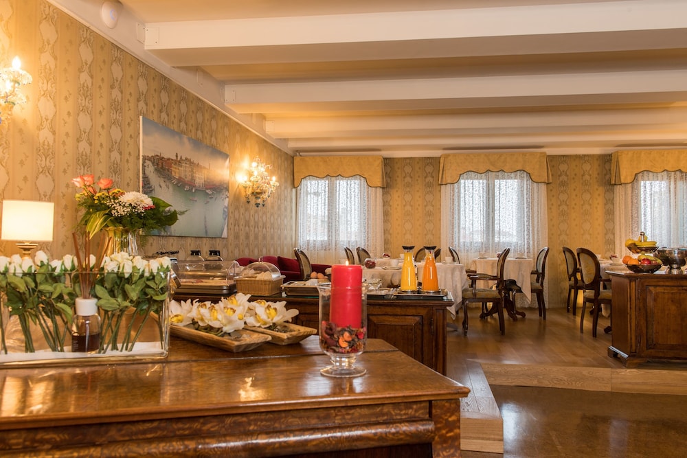Palazzo Bembo - Exclusive Accommodation — Restaurant & bars in Venice, Veneto